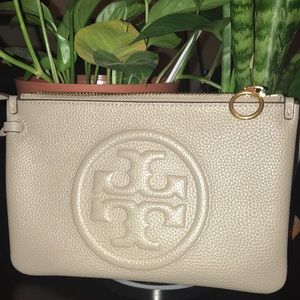 Tory Burch Perry Bombe Wrislet